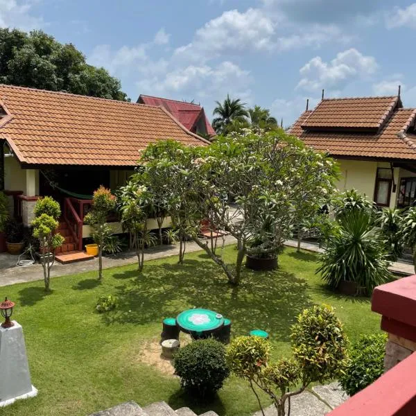 Starlight Haadrin Resort, khách sạn ở Haad Rin