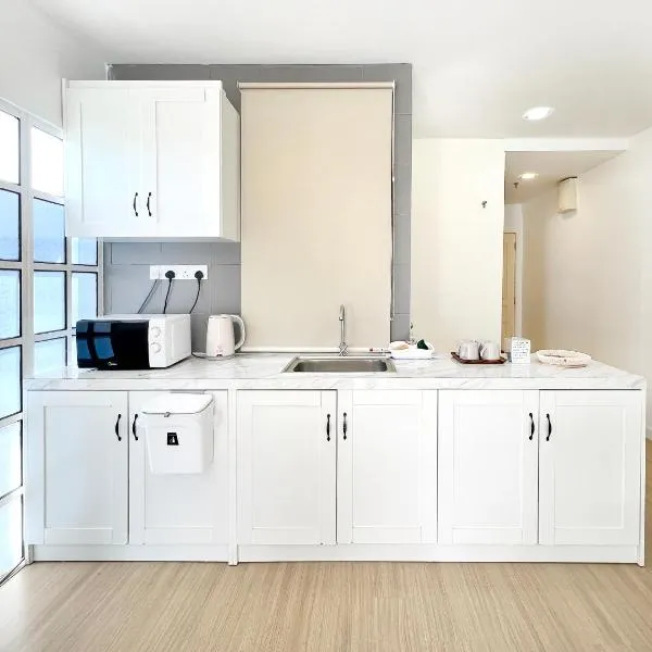 Cozy Suite - Near UTAR - Champs Elysees Kampar, hotel in Kampar