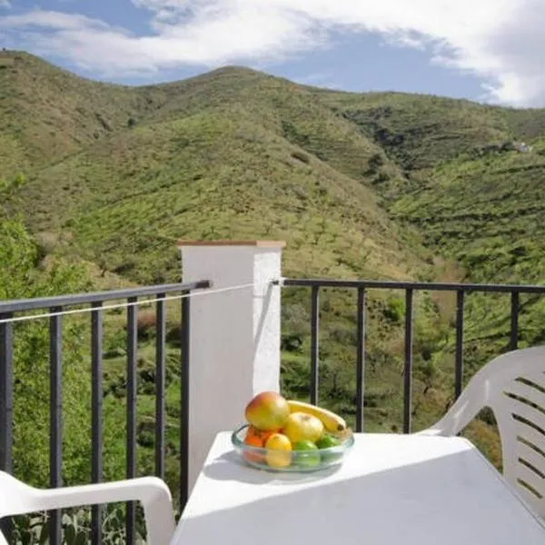 Cortijo Grande Studio, hotel em Rubite