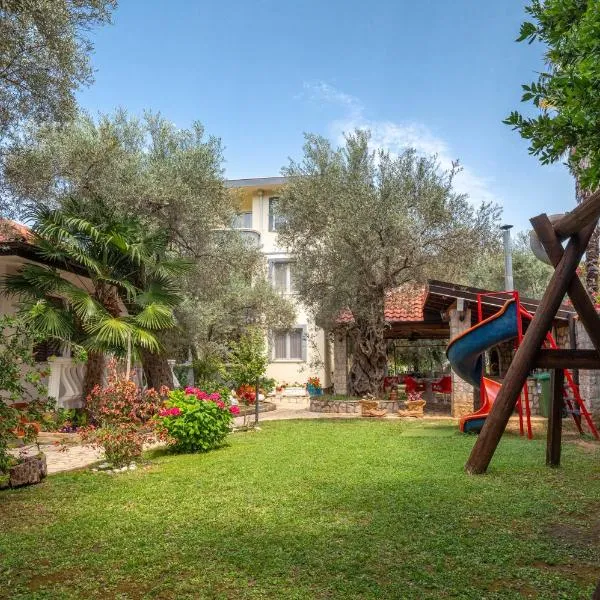 President Bungalows and Apartments, hotel in Utjeha