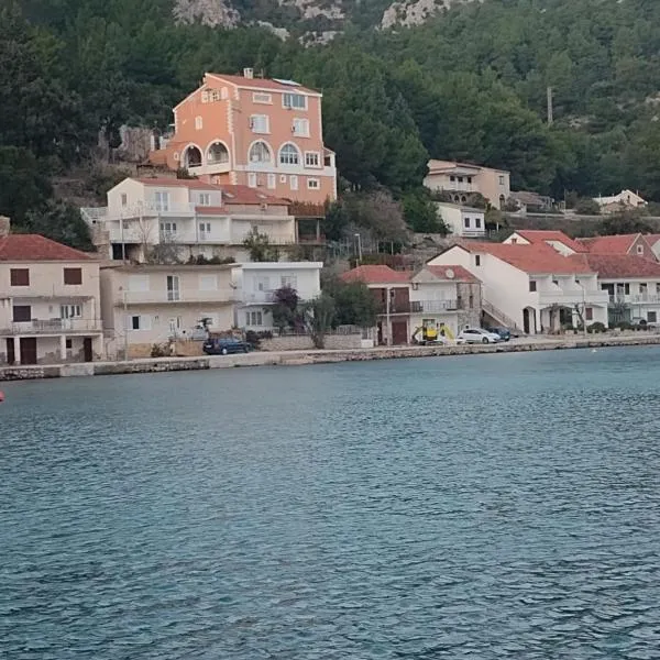 Family Majčica - villa Malo Misto, hotel u gradu Klek