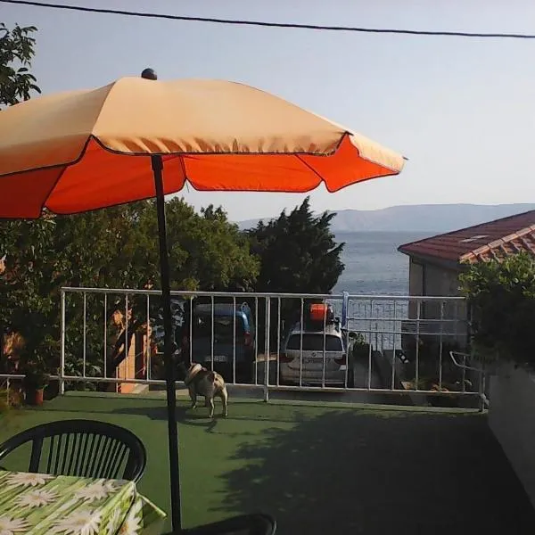 Apartman Nena, hotel v destinácii Klenovica