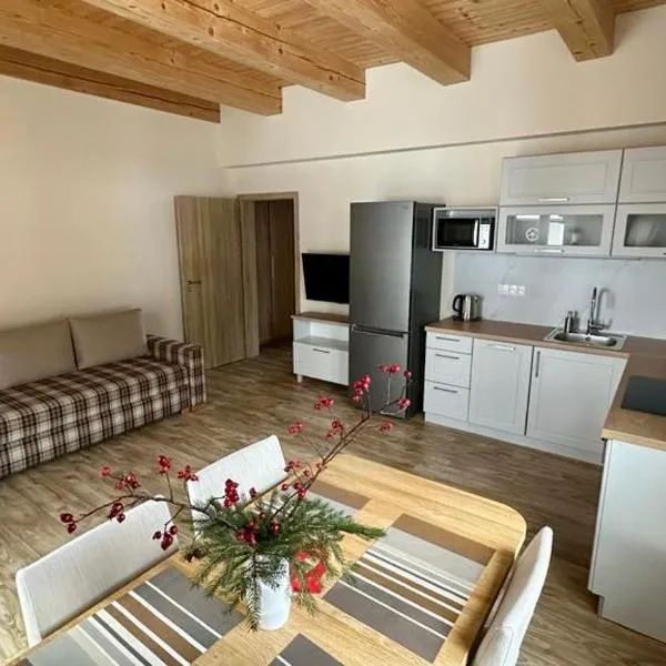 Apartmány LehotSKI Guest House, hotel em Pavčina Lehota