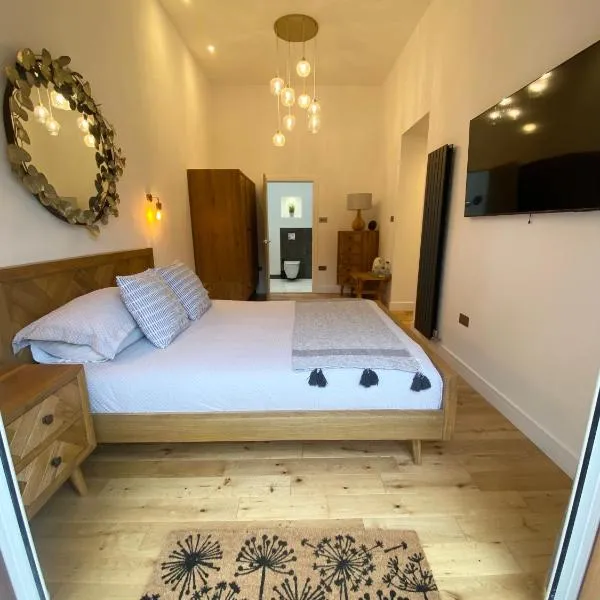 Dave & Kelz Deluxe king size studio room, hotel di Builth Wells