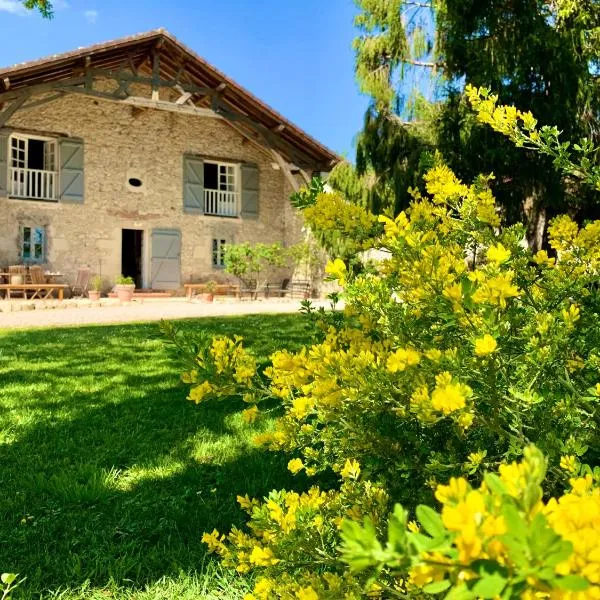Le Poutic gîte et maison d'hôtes, hotel v destinaci Créon-dʼArmagnac
