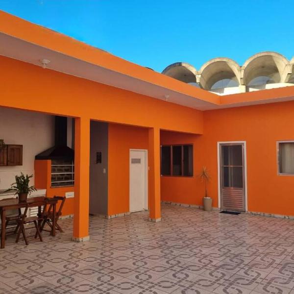 No Centro a 3 min da praia, Pet Friendly e Wi Fi - Foto 4