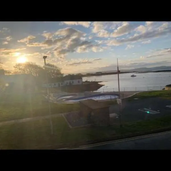 Cosy Seaside Home, hotel in Groomsport