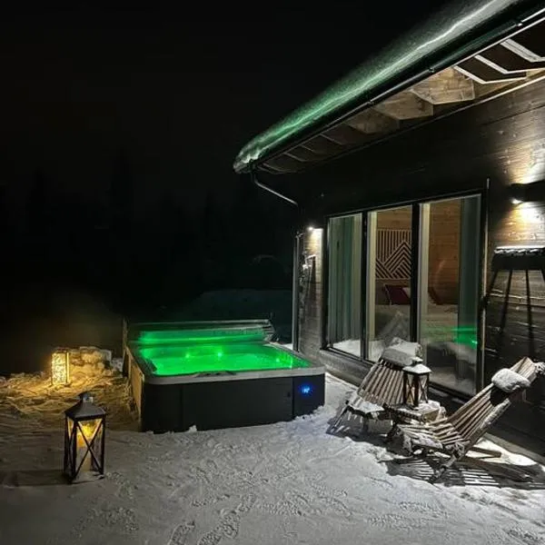 Silencius Cabin With Private Jacuzzi, hotel em Rovaniemi