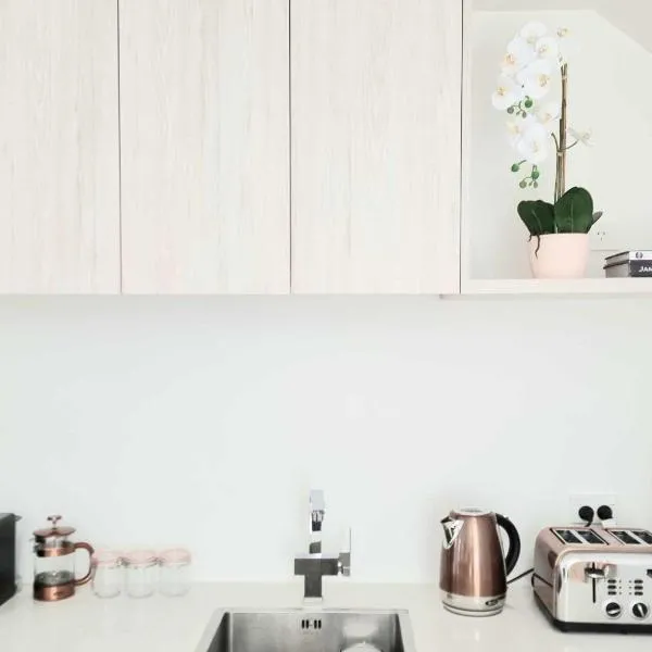 Elegant CBD Apartment, Hotel in Christchurch