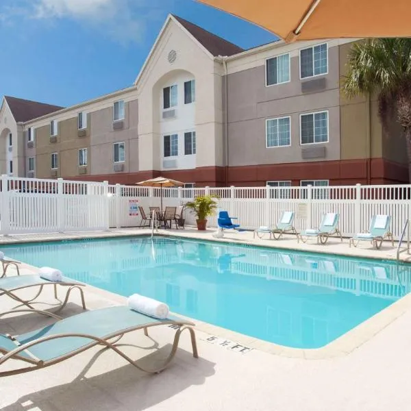 파이넬러스 파크에 위치한 호텔 Sonesta Simply Suites Clearwater