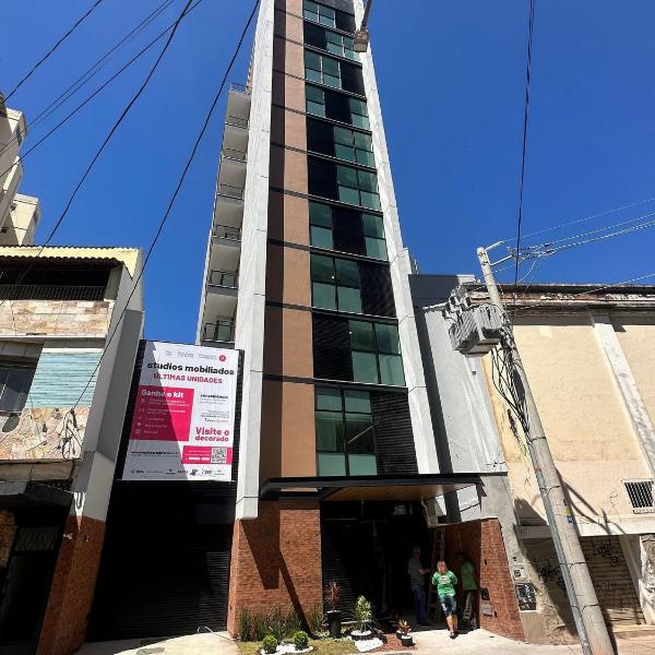 Studio Novo com ar ao lado da Igreja São Mateus