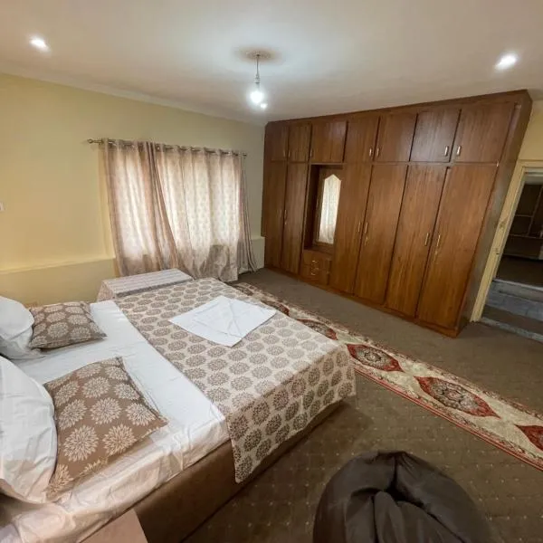 The Khayabaan - Your Fully Equipped Air-Conditioned Serviced Apartments in Srinagar, hotel v destinaci Šrínagar