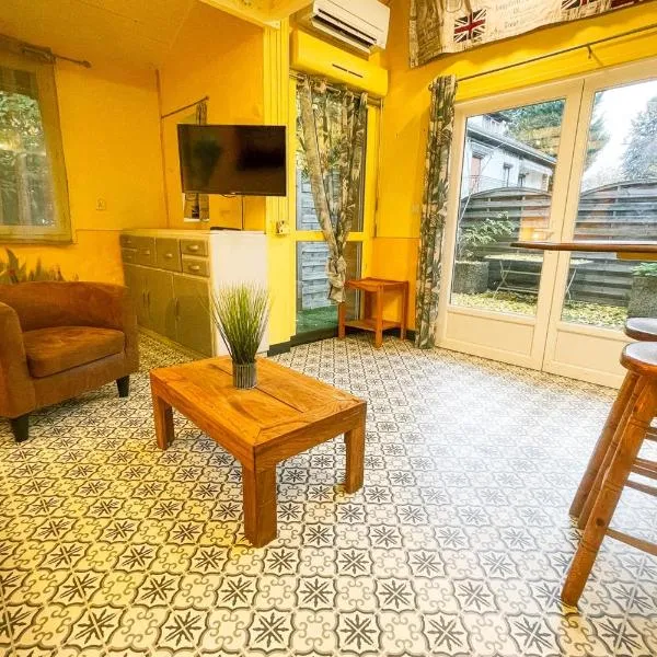 #M1 La maisonnette des 3 ponts Terrace, hotel v destinaci Saint-Égrève