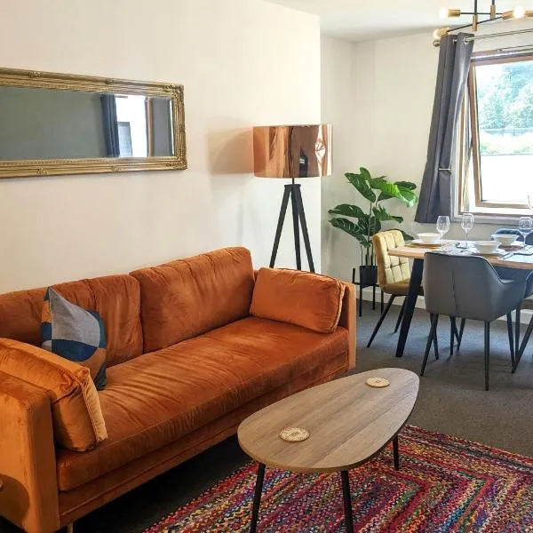 Beautiful Modern Coventry City Centre Apartment, hotel v destinaci Coventry