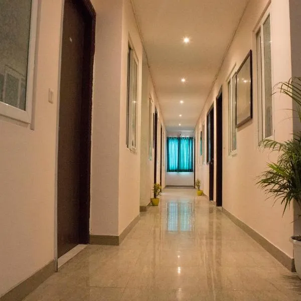 JSB HOTEL, hotel v destinaci Faridabad
