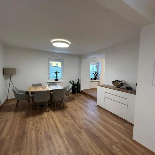Ferienwohnung Gmunden City, hotel v destinaci Gmunden