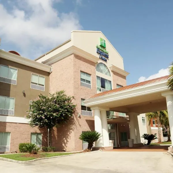 Holiday Inn Express Baton Rouge North, an IHG Hotel, hotelli kohteessa Zachary