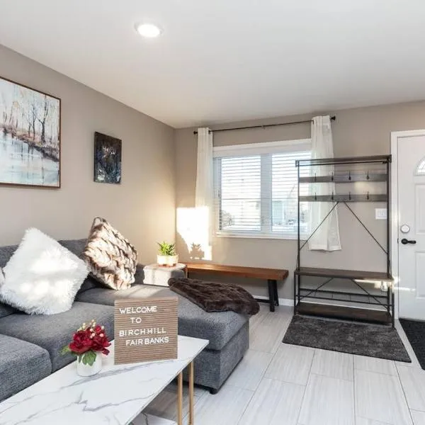 Birch Hill Retreat Great location2+gArAge+AurorA, hotel in Fairbanks