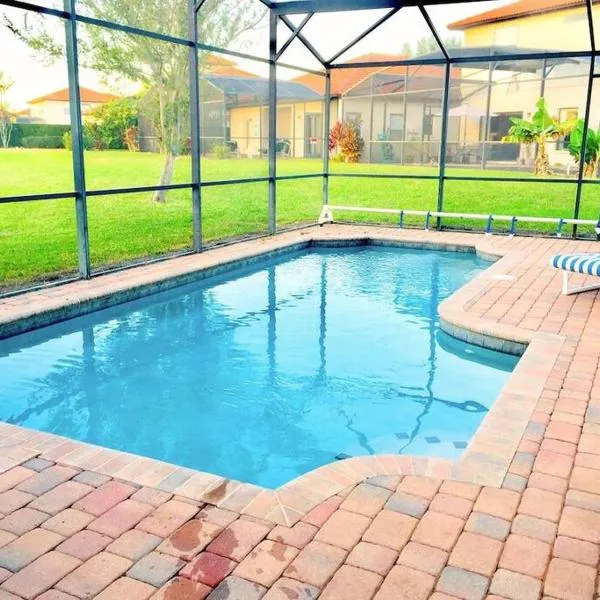 Family Disney Home, Pool, Spa, in Gated Resort -126, hotel in Orlando