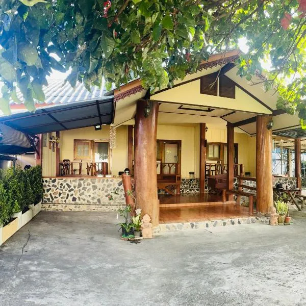 Lungsonhouse Pai, hotel in Pai