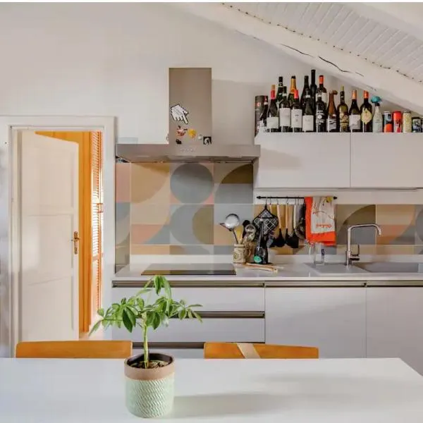 BOHO HOUSE, hotel v destinaci Borgofranco dʼIvrea