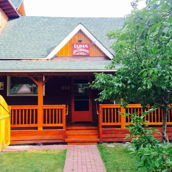 Luna Bed & Breakfast, hotel di Grand Forks