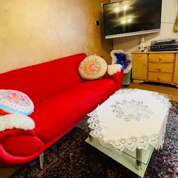 Ferienwohnung Amethyst, hotel v destinaci Burgberg