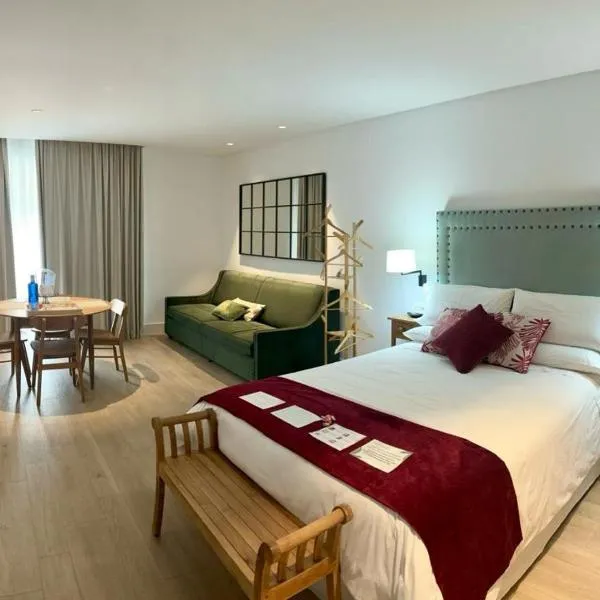 Apartamentos Turísticos La Plaza, hotel en Chipiona