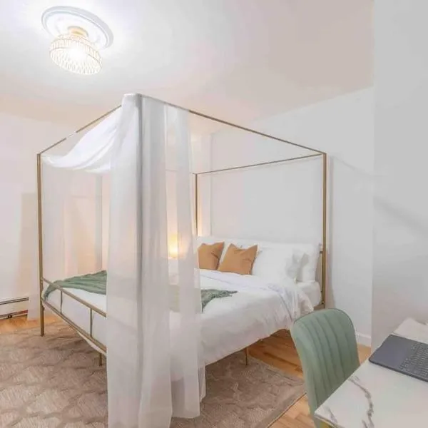 Sage Stay by the Train, We Pay Half Your Parking, Sleeps 10 and Central to Tons of Eating Spots and Nightlife, hotel v destinaci Hoboken