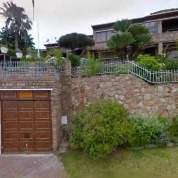 Seaside Villa in Fishhoek, hotel in Fish hoek