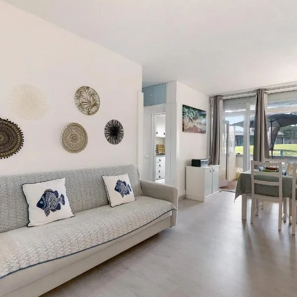 Tróia Beach House, hotel in Carvalhal