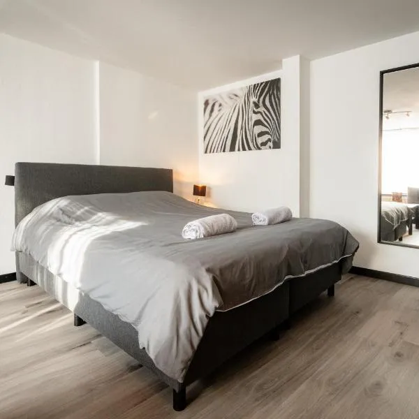 Le Studio by La Reine City Center, hotel en Spa