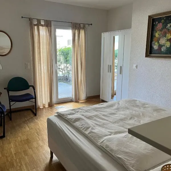 Grande chambre avec Salle de Bains Privative, viešbutis Lozanoje