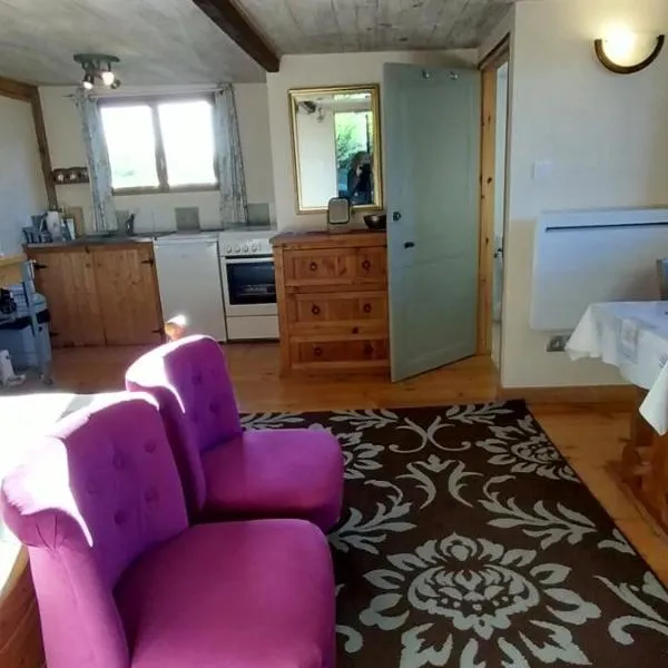 The Studio, hotel em Saint-Ségal