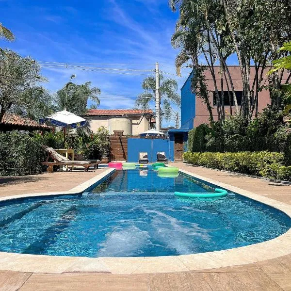 Maresias de Itu Suites pertissimo da praia com piscina, hotel v destinaci Maresias