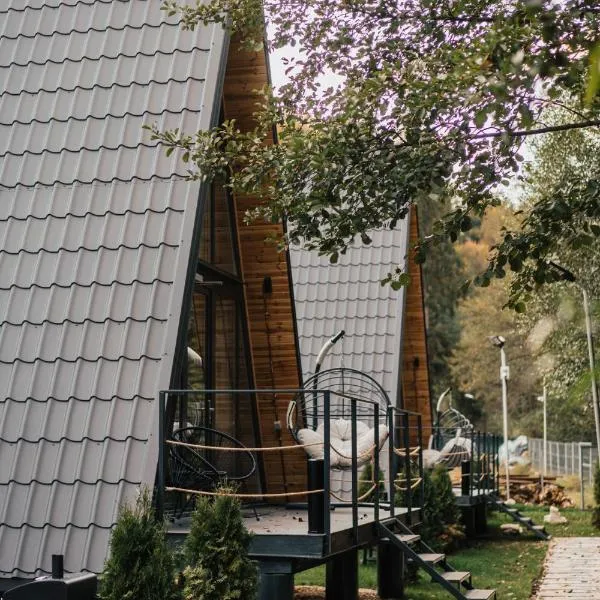 Campulung Chalets, hotel v destinaci Bughea de Sus
