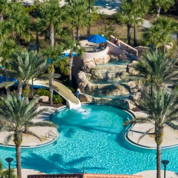 Luxury Family Villa 4 BR & Pool & BBQ at Solterra Resort, hotel in Davenport