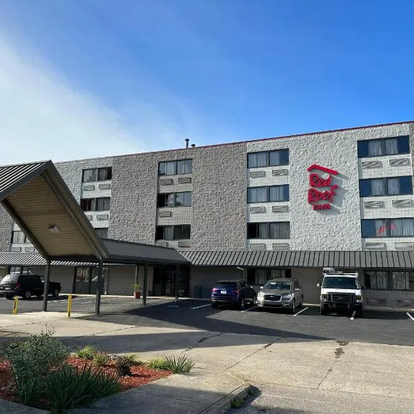 Red Roof Inn Dunbar, hotel v mestu Cross Lanes