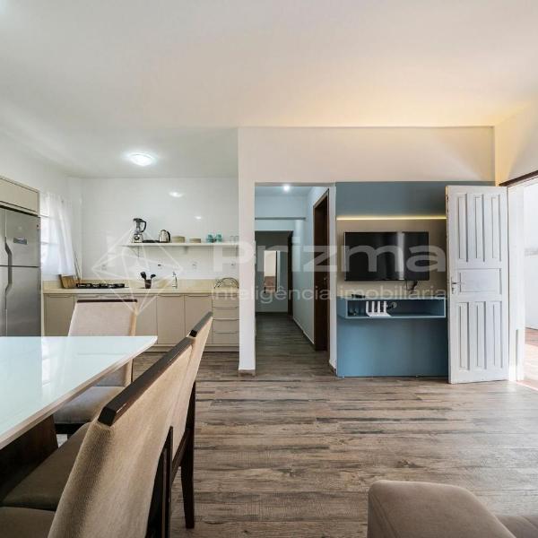 Apartamento 3 dormitórios - 50 metros da Praia de Bombinhas