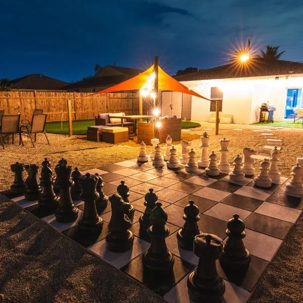 Golfers Paradise 4-hole PUTT-PUTT, Mega Chess with huge backyard, hammock, hotel v destinaci Jupiter