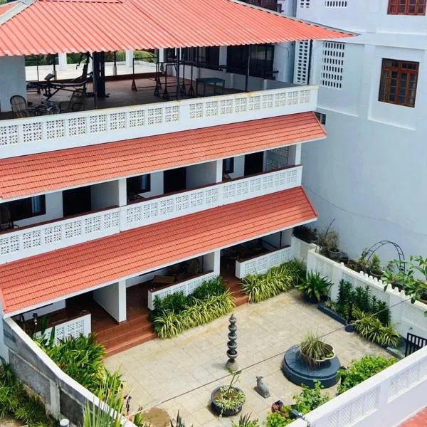 Buddha Beach Hotel, hotel u gradu 'Kovalam'