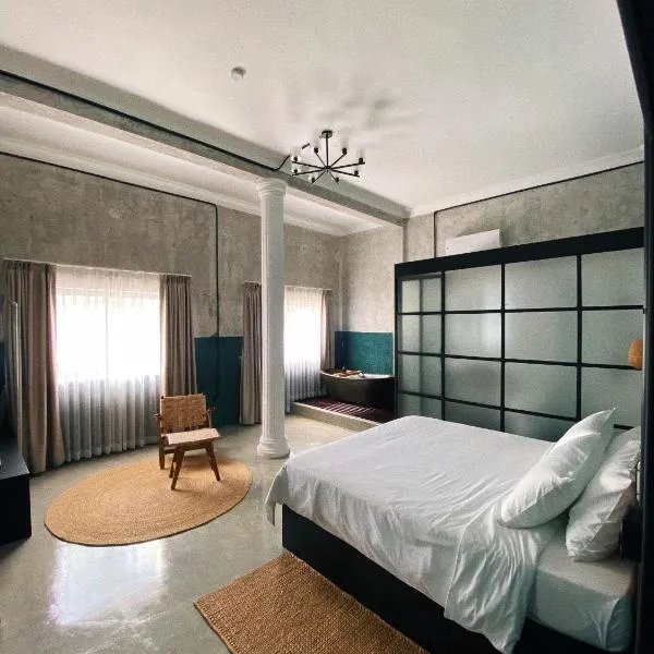 Sundays Café & Hotel, hotel v Phnompenhu