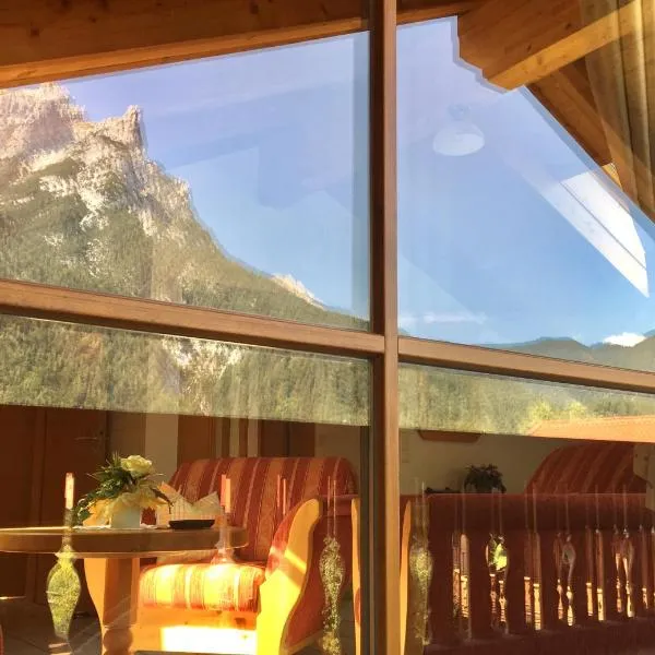 Ferienwohnung Ilona，位于米滕瓦尔德的酒店