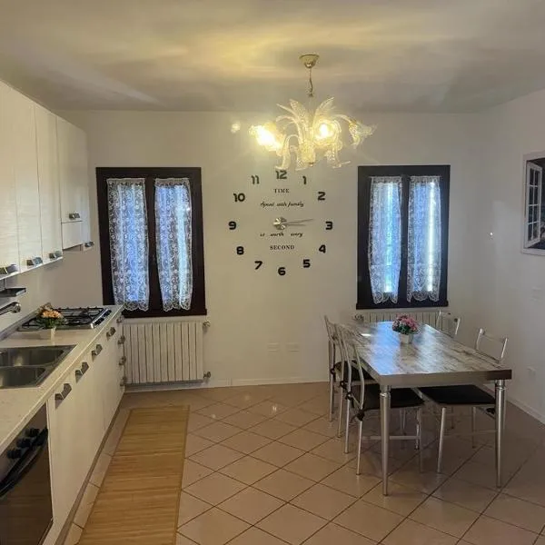 APPARTAMENTO PANORAMICO, hotel v destinaci Treponti