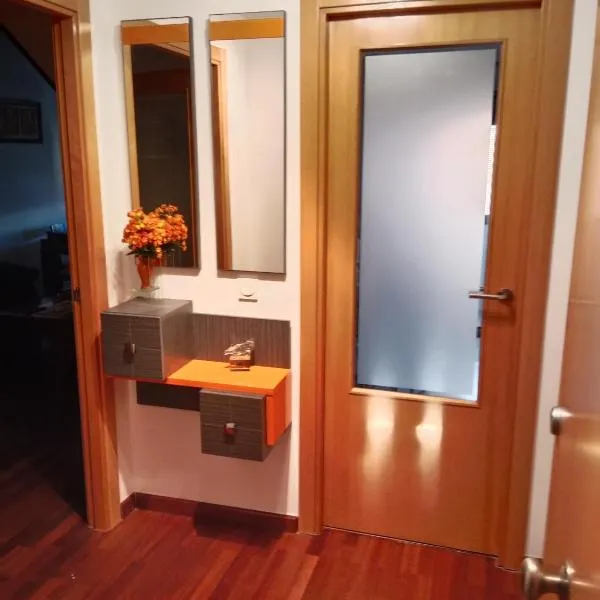 La casita de Miguel, con garaje y piscina, hotel a Zamora