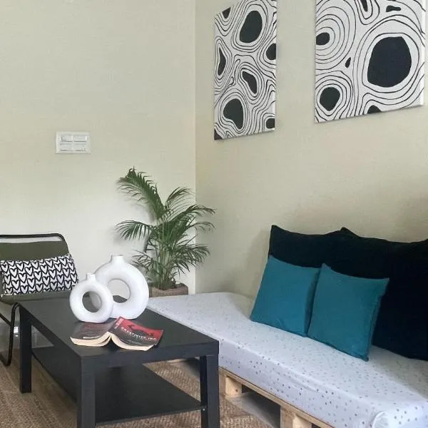Home Tales 1 - by Tipiverse, hotel in Bengaluru