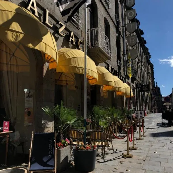 Balzac Hôtel Restaurant, hotel v destinaci Fougères