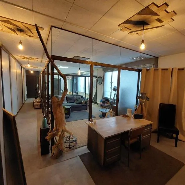Loft Partagé Agréable et spacieux, hotel in Aire-sur-lʼAdour