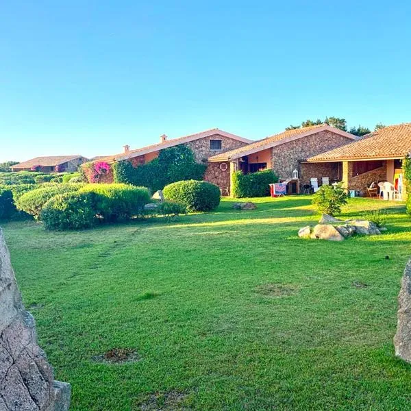 Cala Paradiso Apartment - Casa Agave, hotel v destinaci San Teodoro