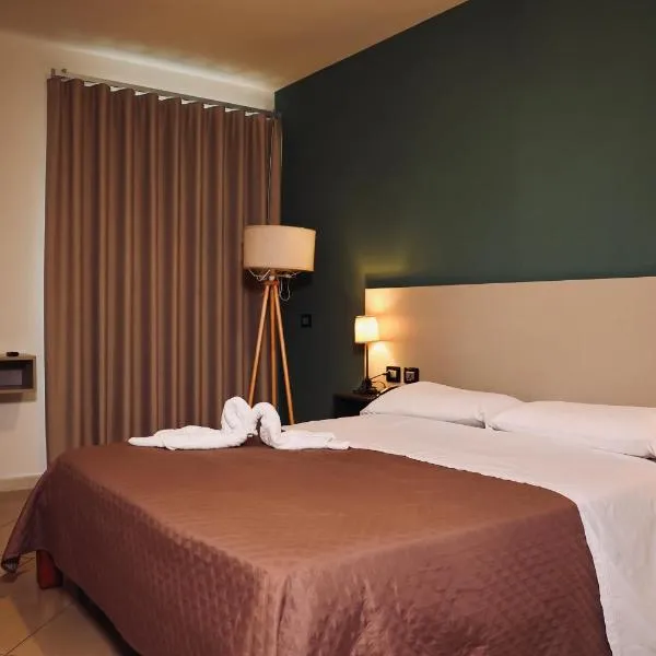 Hotel Futuro: Aversa'da bir otel